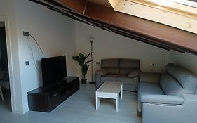 Apartamentos turisticos Ávila Puerta de la Santa 2-1